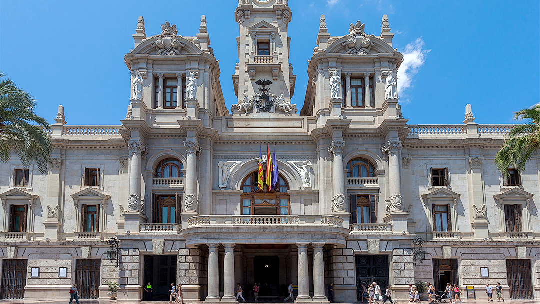 El Pleno Municipal del Ayuntamiento de Valencia aprueba la nueva Ordenanza de Actividades.